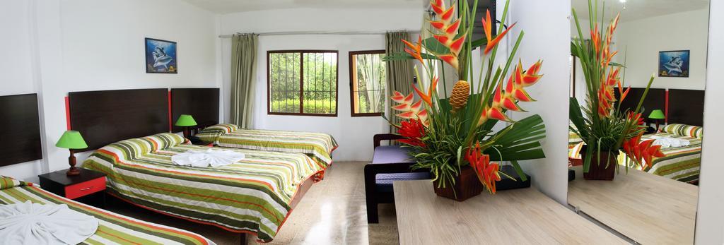 Hotel Puerto Ballesta Tonsupa Phòng bức ảnh