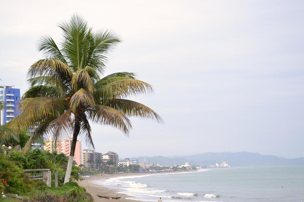 Hotel Puerto Ballesta Tonsupa Ngoại thất bức ảnh
