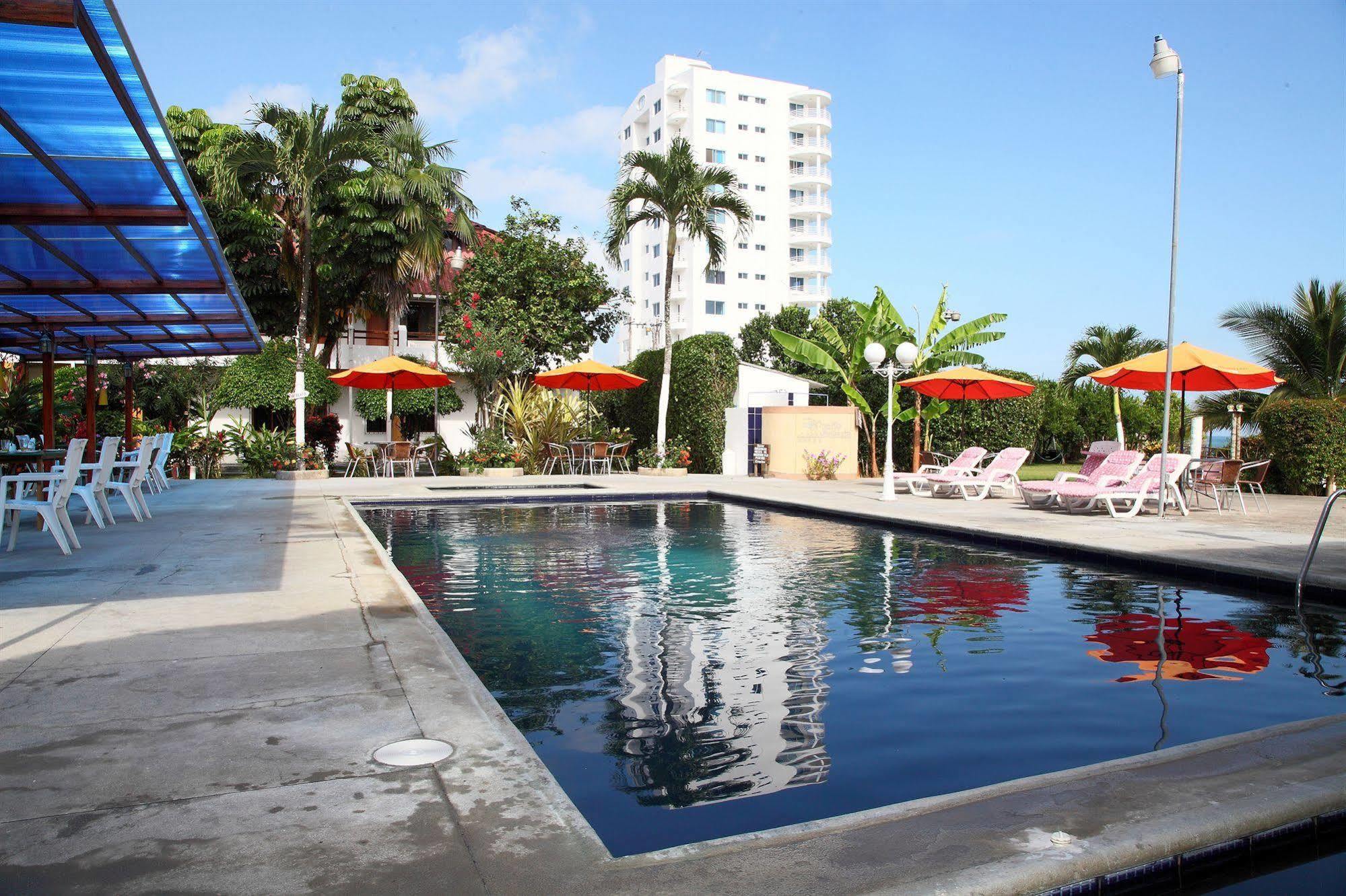 Hotel Puerto Ballesta Tonsupa Ngoại thất bức ảnh