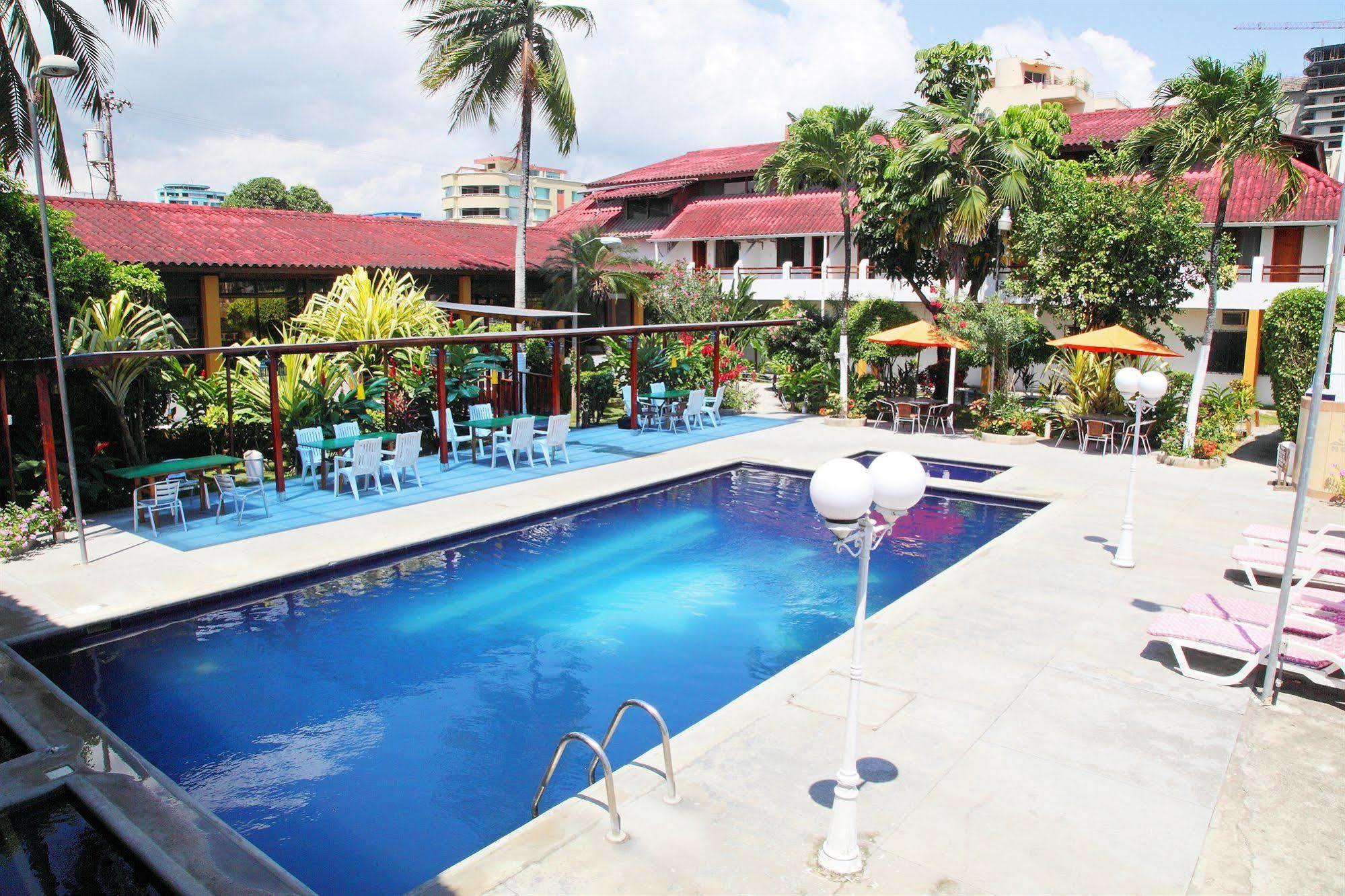 Hotel Puerto Ballesta Tonsupa Ngoại thất bức ảnh